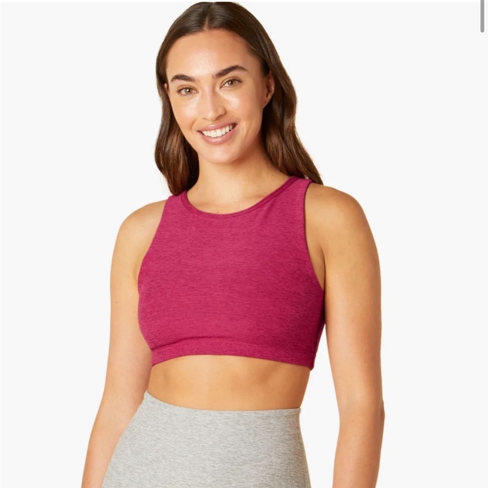 Beyond Yoga Open Back Bra
Dragonfruit-Sangria